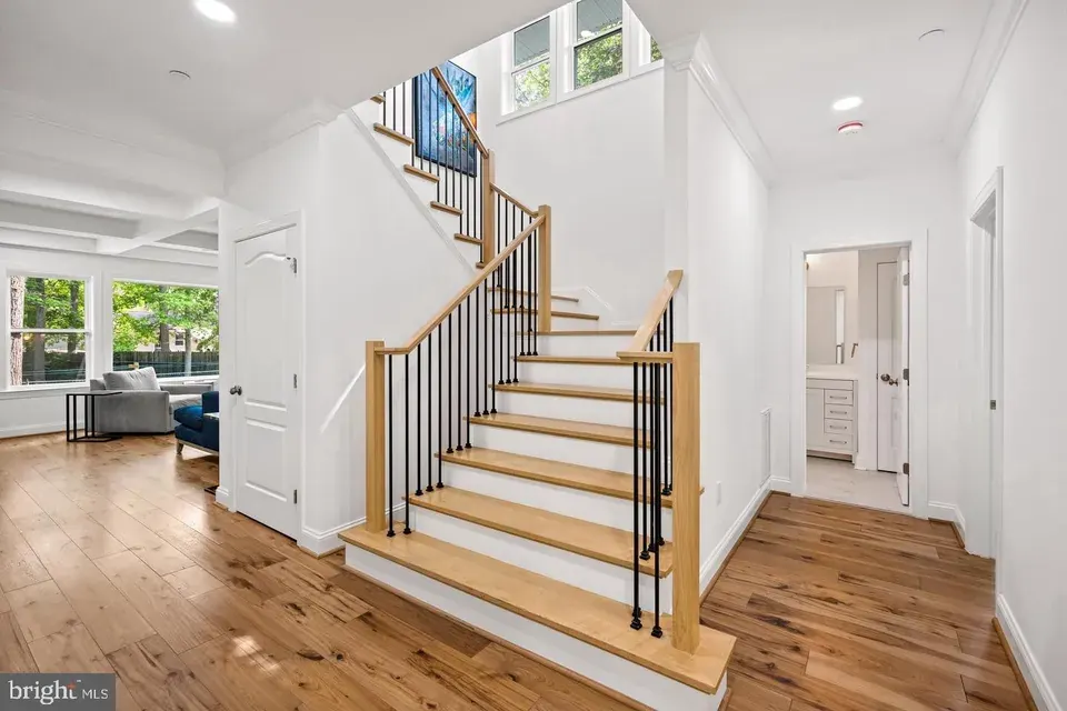 4 Bed 3 Bath Modern Contemporary Residence in Annapolis, MD - 4