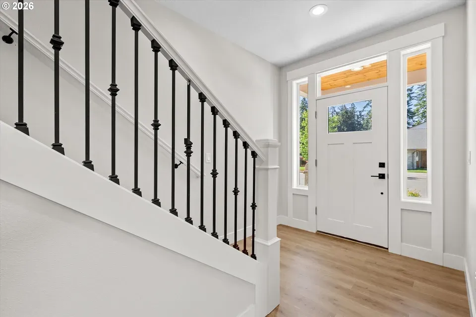 4 Bed 3 Bath Modern Contemporary Residence in Beaverton, OR - 3