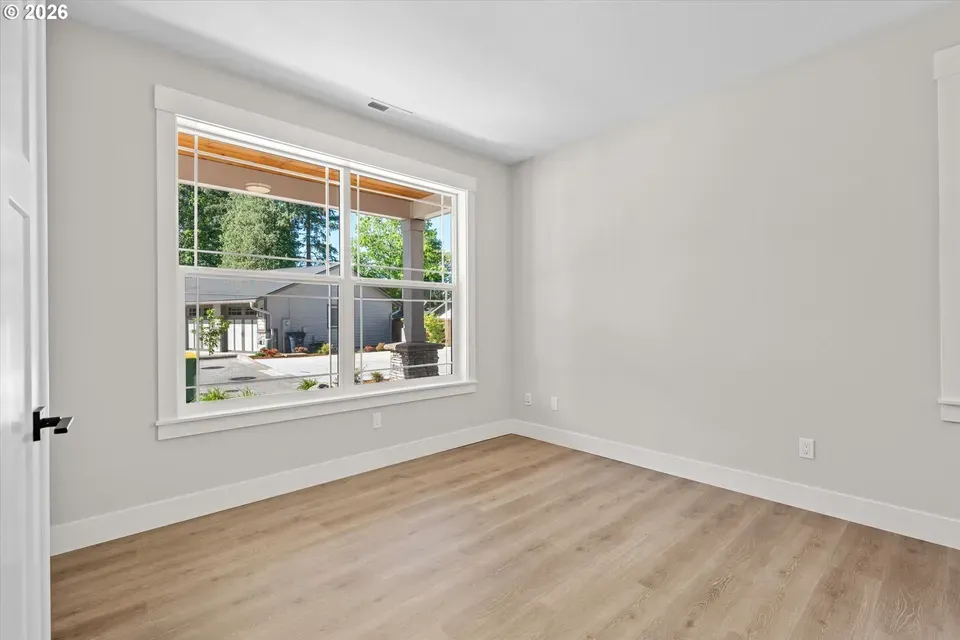 4 Bed 3 Bath Modern Contemporary Residence in Beaverton, OR - 4