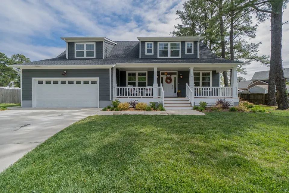 4 Bed 3 Bath Modern Contemporary Residence in Chesapeake, VA