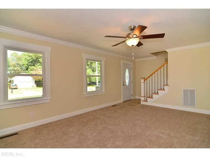 4 Bed 3 Bath Modern Contemporary Residence in Chesapeake, VA - 3