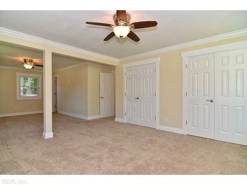 4 Bed 3 Bath Modern Contemporary Residence in Chesapeake, VA - 4