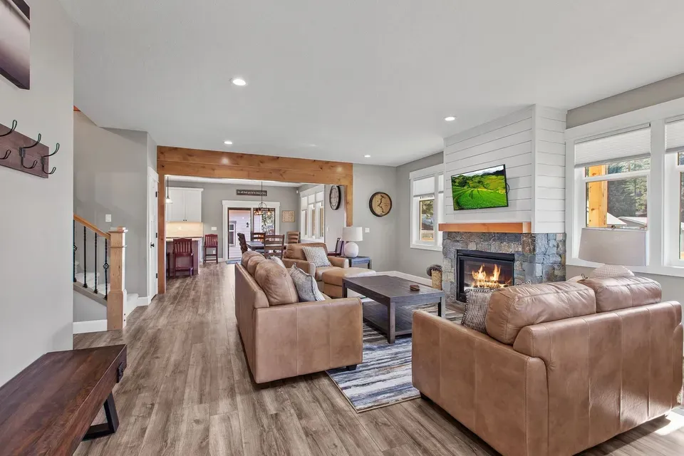 4 Bed 3 Bath Modern Contemporary Residence in Coeur d Alene, ID - 5