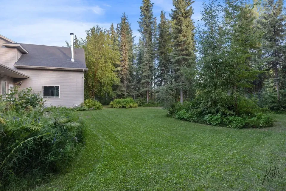 4 Bed 3 Bath Modern Contemporary Residence in Fairbanks, AK - 4