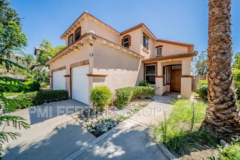 4 Bed 3 Bath Modern Contemporary Residence in Fontana, CA - 4