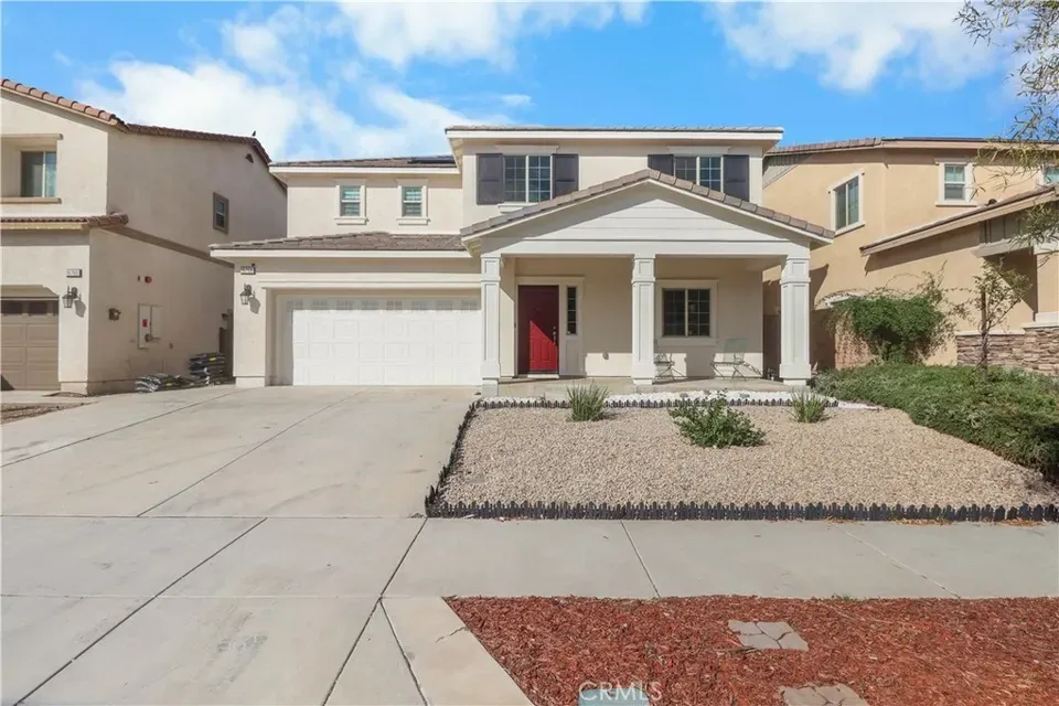 4 Bed 3 Bath Modern Contemporary Residence in Fontana, CA - 3