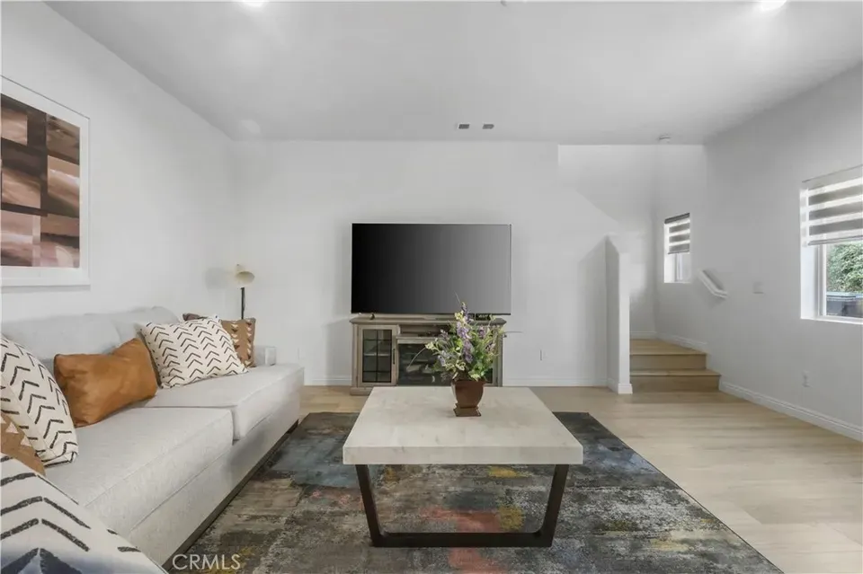 4 Bed 3 Bath Modern Contemporary Residence in Fontana, CA - 5
