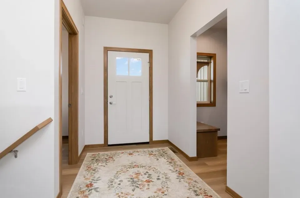 4 Bed 3 Bath Modern Contemporary Residence in Green Bay, WI - 5