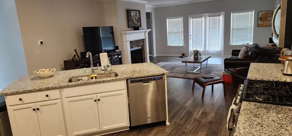 4 Bed 3 Bath Modern Contemporary Residence in Huntsville, AL - 5