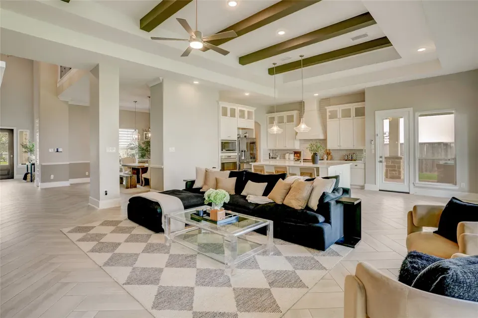 4 Bed 3 Bath Modern Contemporary Residence in League City, TX - 1