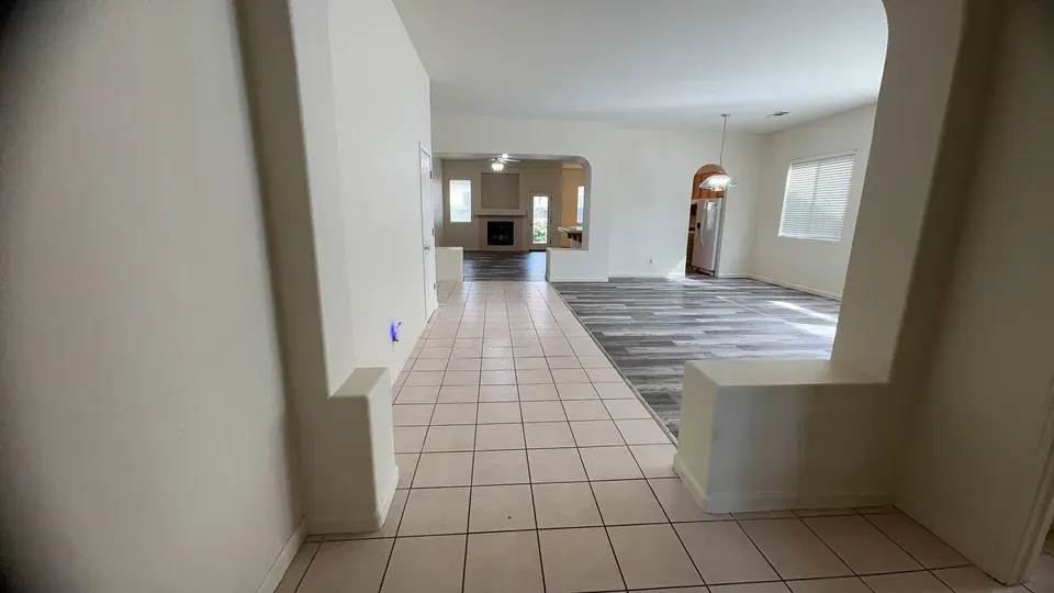 4 Bed 3 Bath Modern Contemporary Residence in Modesto, CA - 2