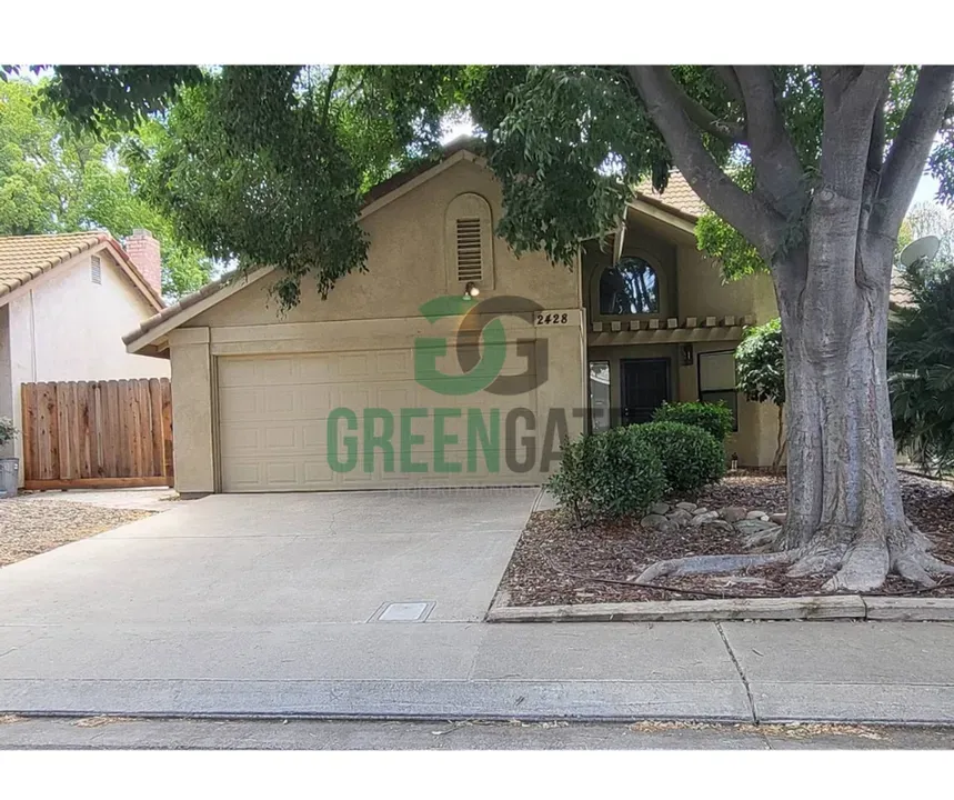 4 Bed 3 Bath Modern Contemporary Residence in Modesto, CA - 3
