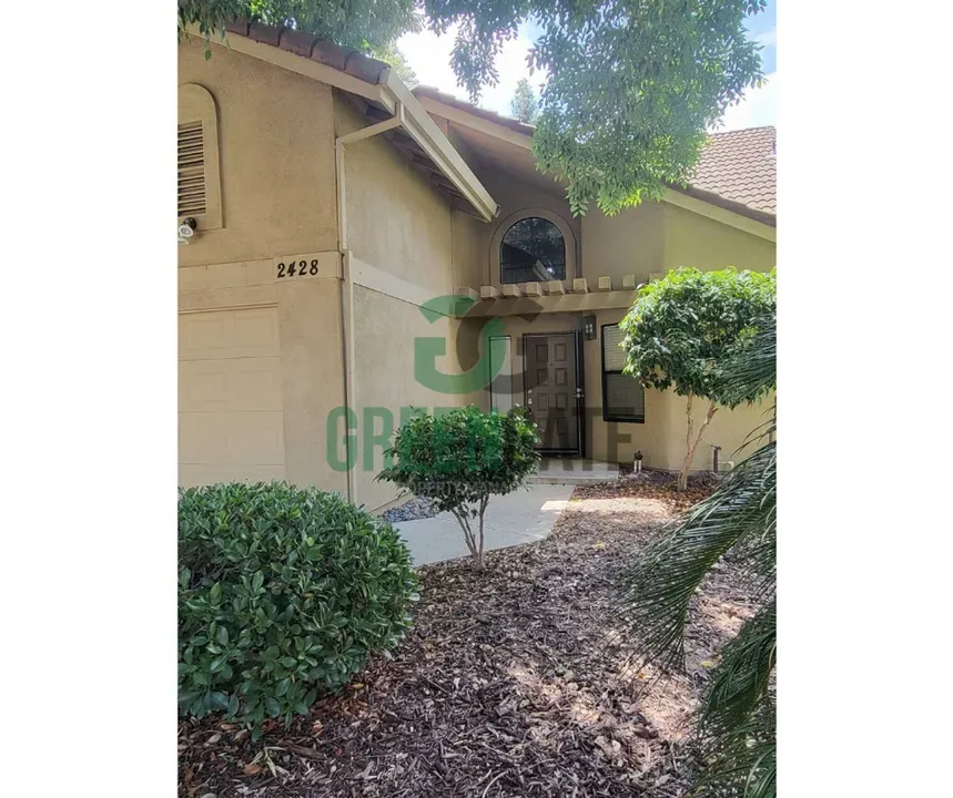 4 Bed 3 Bath Modern Contemporary Residence in Modesto, CA - 4