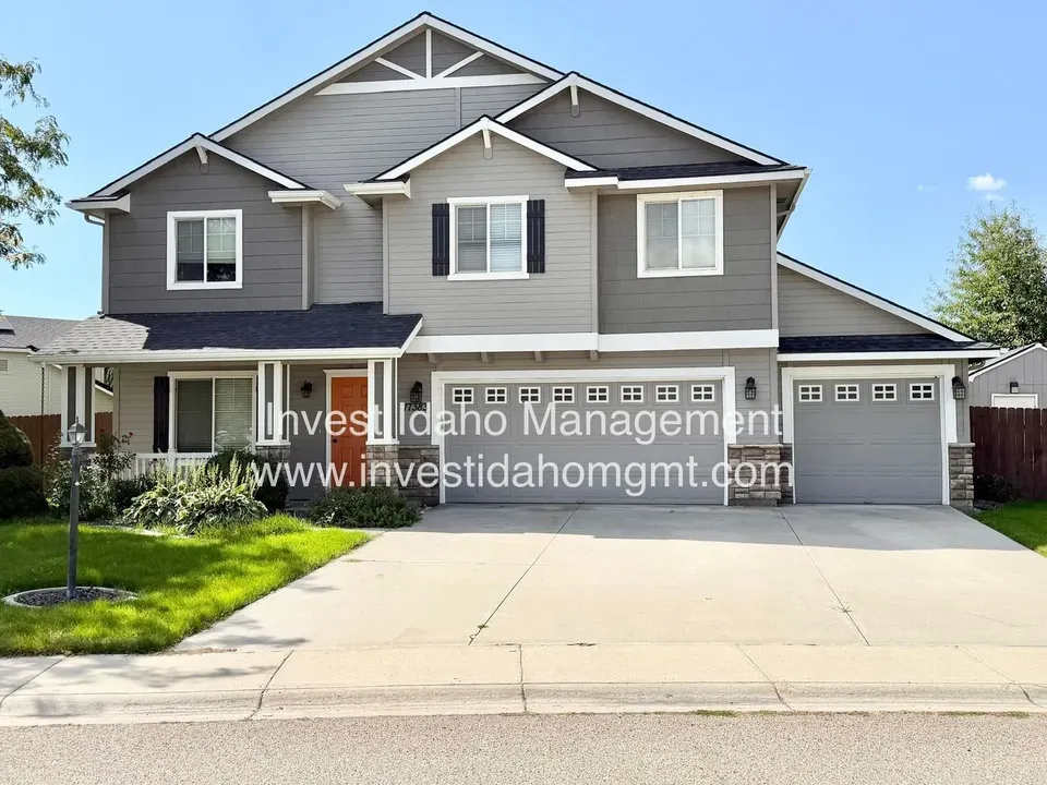 4 Bed 3 Bath Modern Contemporary Residence in Nampa, ID - 2