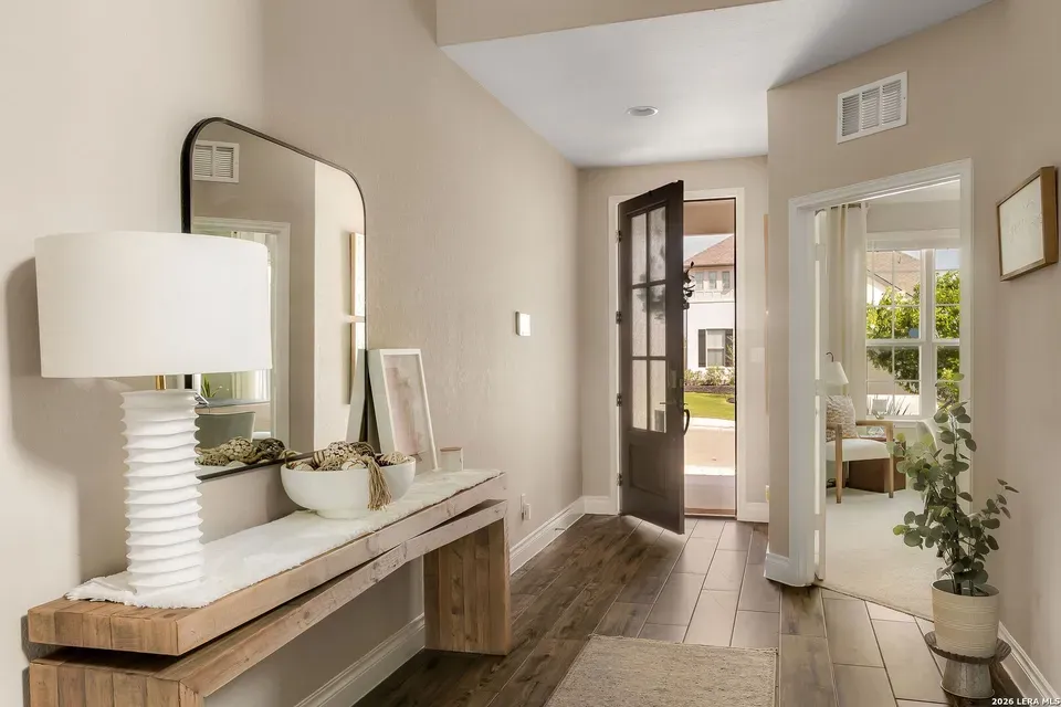 4 Bed 3 Bath Modern Contemporary Residence in New Braunfels, TX - 1