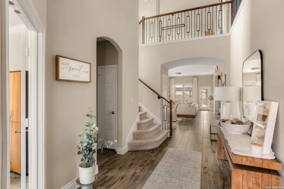 4 Bed 3 Bath Modern Contemporary Residence in New Braunfels, TX - 4