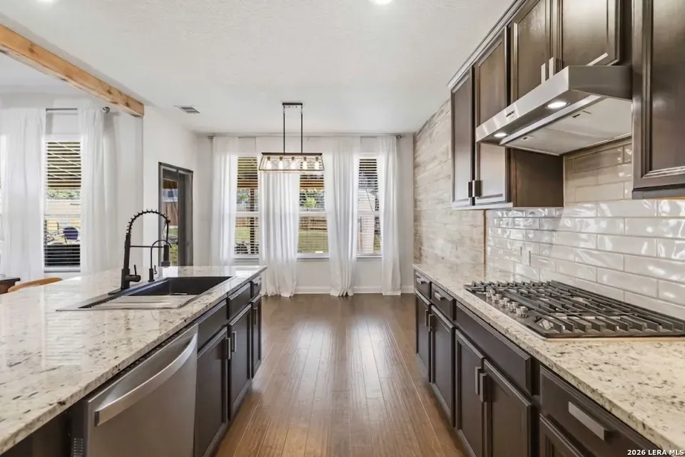 4 Bed 3 Bath Modern Contemporary Residence in New Braunfels, TX - 1
