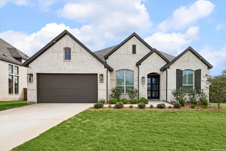 4 Bed 3 Bath Modern Contemporary Residence in New Braunfels, TX - 5