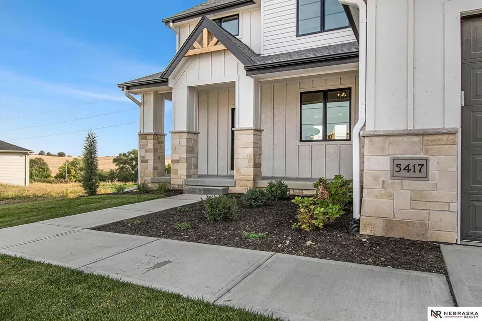 4 Bed 3 Bath Modern Contemporary Residence in Omaha, NE - 2