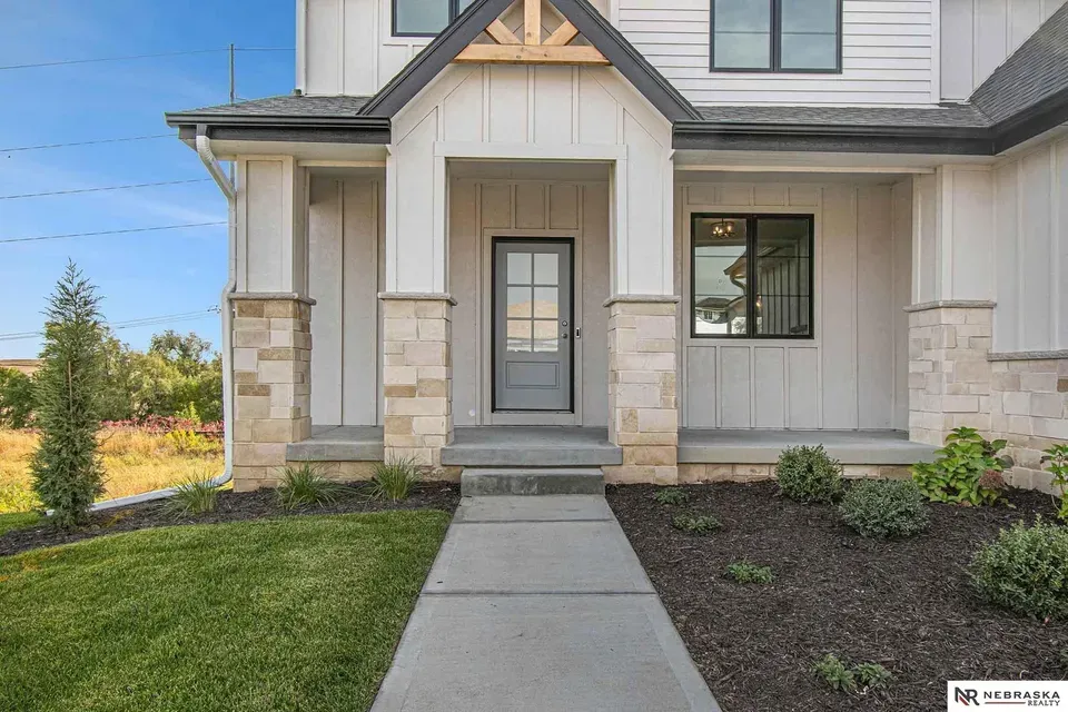 4 Bed 3 Bath Modern Contemporary Residence in Omaha, NE - 3