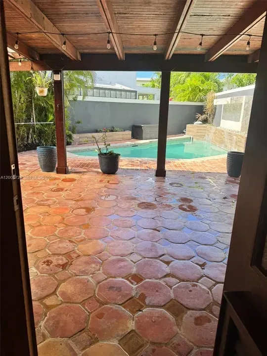 4 Bed 3 Bath Modern Contemporary Residence in San Juan, PR - 4