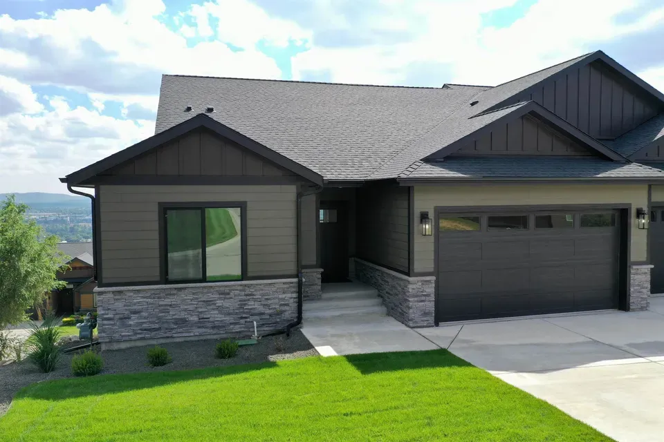 4 Bed 3 Bath Modern Contemporary Residence in Spokane, WA - 2