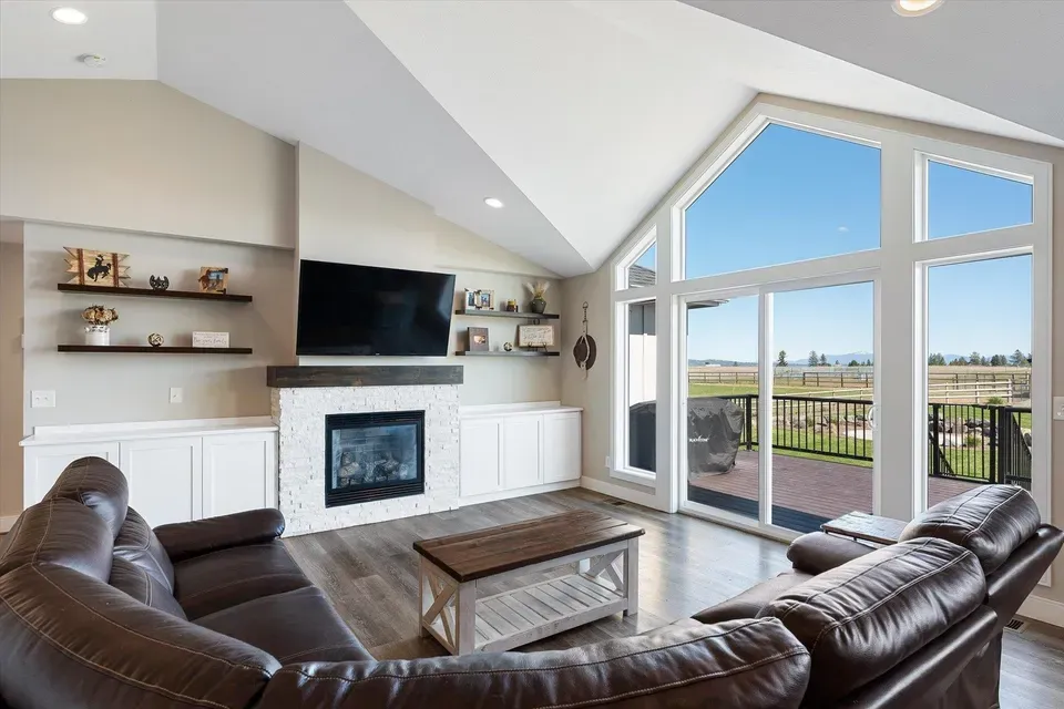 4 Bed 3 Bath Modern Contemporary Residence in Spokane, WA - 5