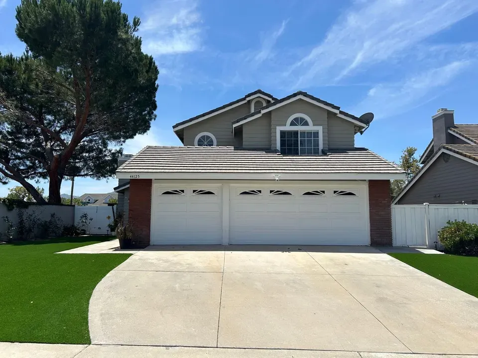 4 Bed 3 Bath Modern Contemporary Residence in Temecula, CA - 1