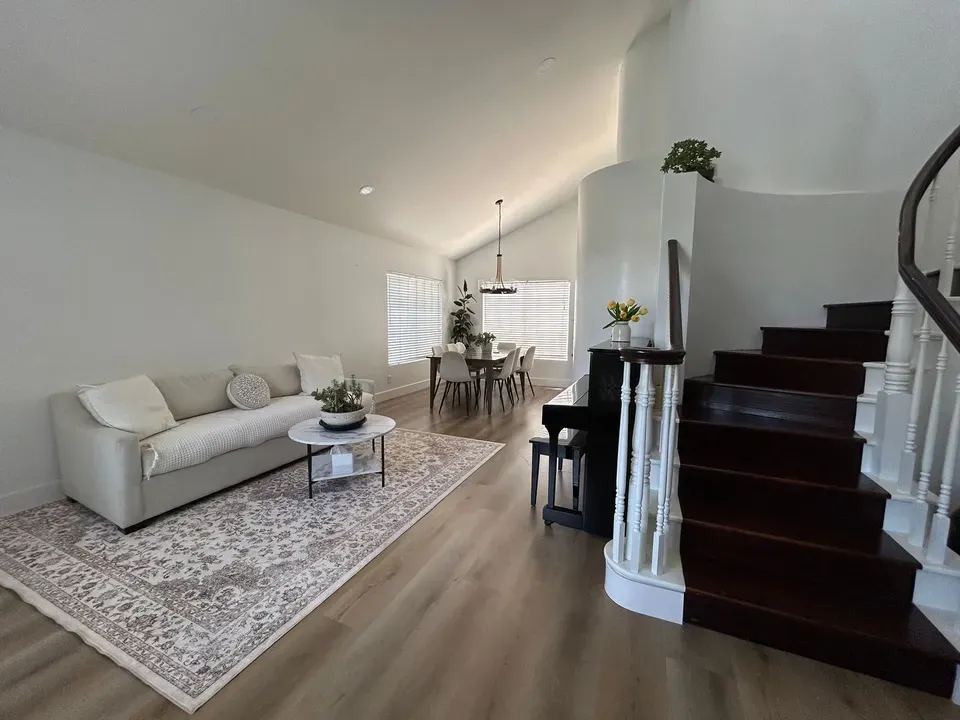 4 Bed 3 Bath Modern Contemporary Residence in Temecula, CA - 5