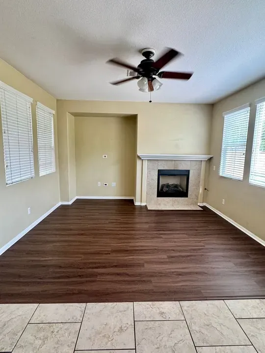 4 Bed 3 Bath Modern Contemporary Residence in Temecula, CA - 5
