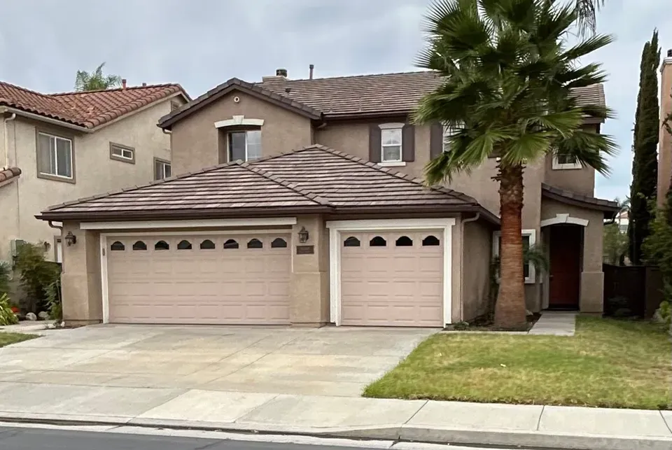 4 Bed 3 Bath Modern Contemporary Residence in Temecula, CA
