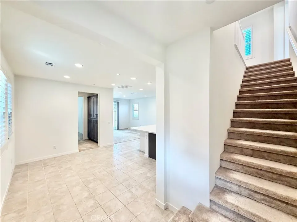 4 Bed 3 Bath Modern Contemporary Residence in Temecula, CA - 4