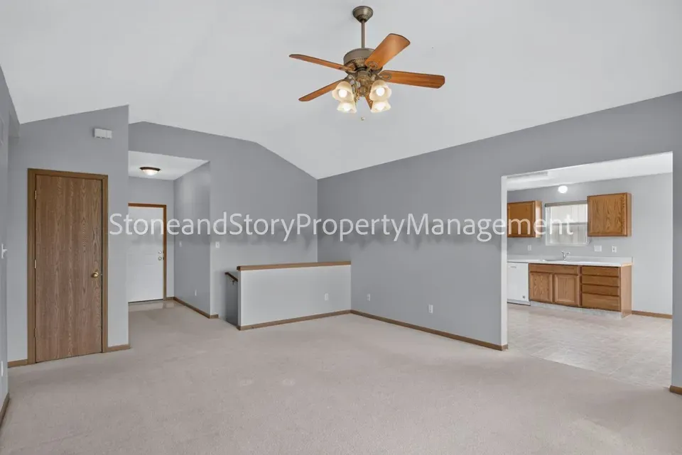 4 Bed 3 Bath Modern Contemporary Residence in Topeka, KS - 5
