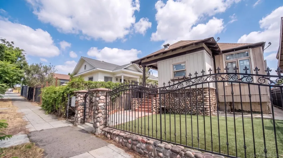 4 Bed 3 Bath Contemporary Modern in San Diego, CA
