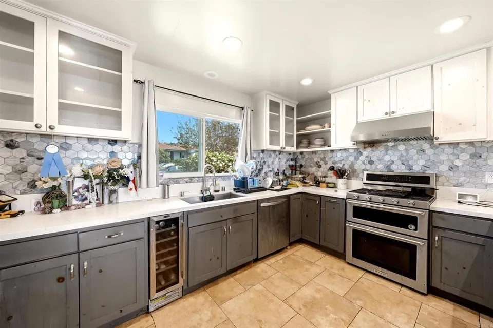 4 Bed 3 Bath Modern Farmhouse in San Diego, CA
