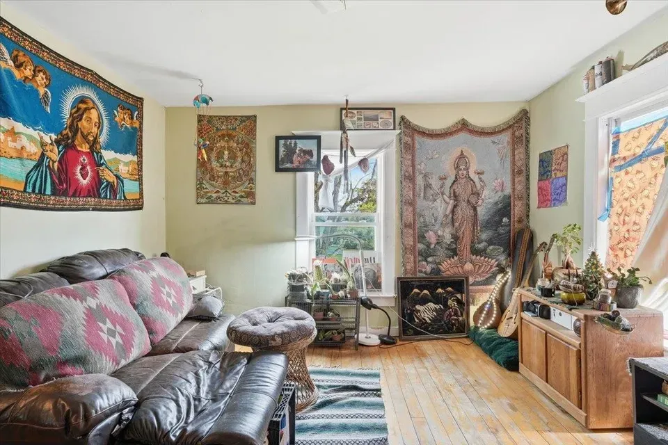 4 Bed 3 Bath Multi-Unit Residential Property in Burlington, VT - 5