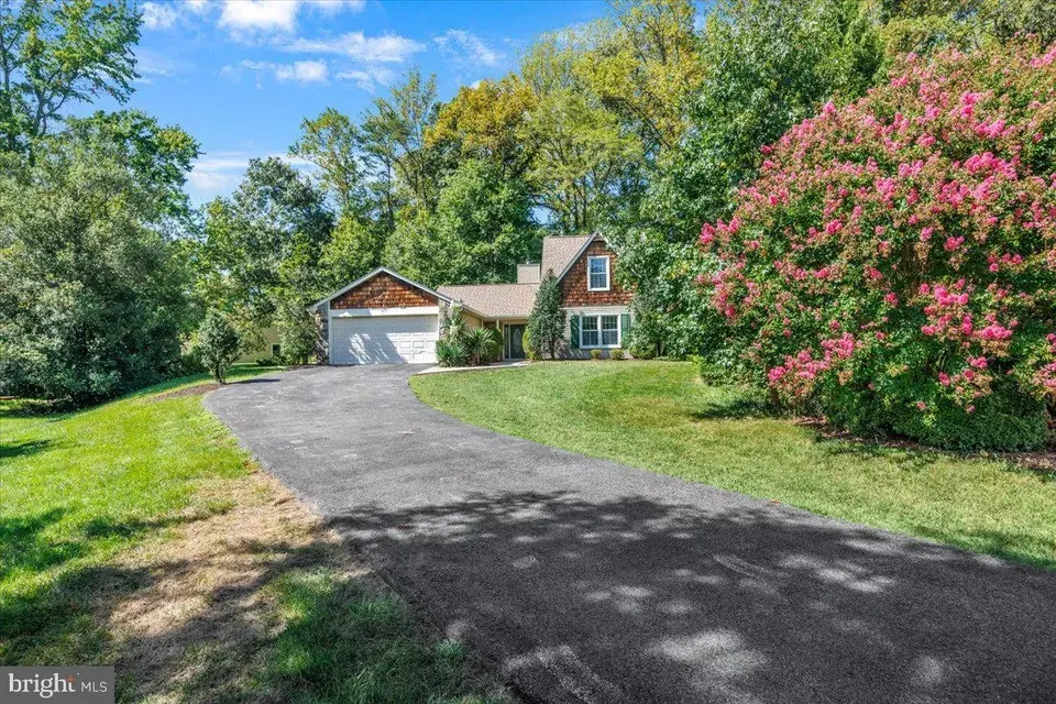 4 Bed 3 Bath Traditional Suburban Family Home in Annapolis, MD - 2