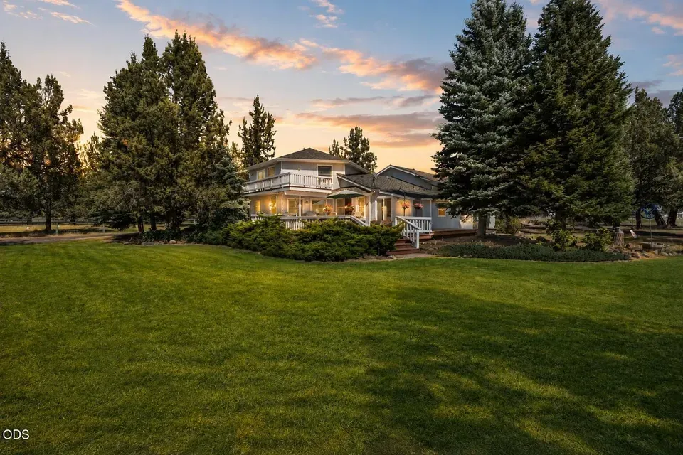 4 Bed 3 Bath Traditional Suburban Family Home in Bend, OR - 1