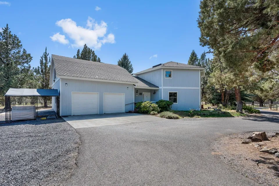 4 Bed 3 Bath Traditional Suburban Family Home in Bend, OR - 5
