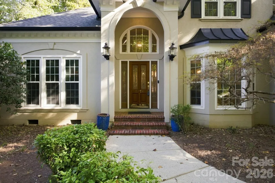 4 Bed 3 Bath Traditional Suburban Family Home in Charlotte, NC - Hero