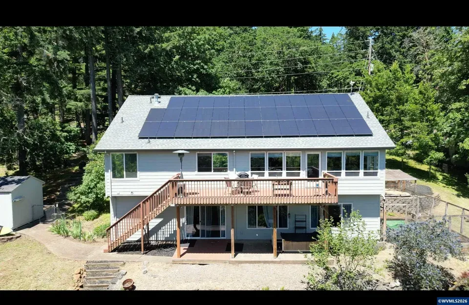 4 Bed 3 Bath Traditional Suburban Family Home in Corvallis, OR - 2
