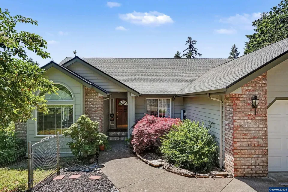 4 Bed 3 Bath Traditional Suburban Family Home in Corvallis, OR - 5