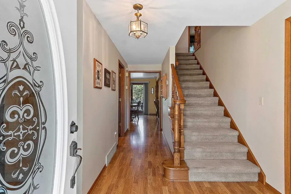 4 Bed 3 Bath Traditional Suburban Family Home in Green Bay, WI - 3
