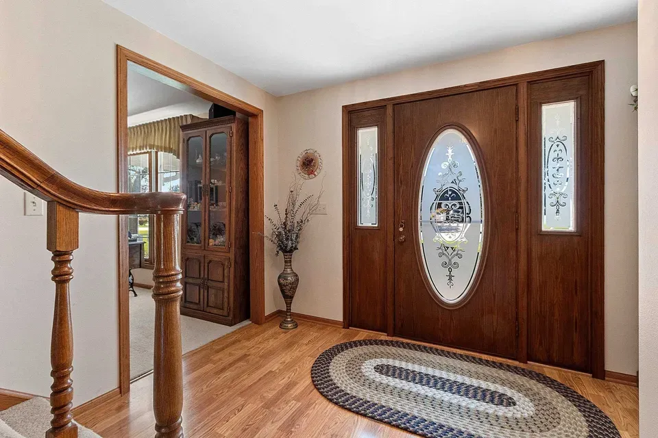4 Bed 3 Bath Traditional Suburban Family Home in Green Bay, WI - 4