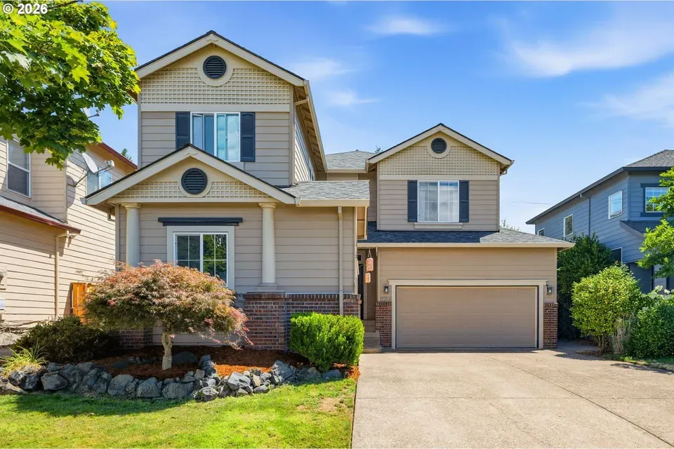 4 Bed 3 Bath Traditional Suburban Family Home in Hillsboro, OR - 1