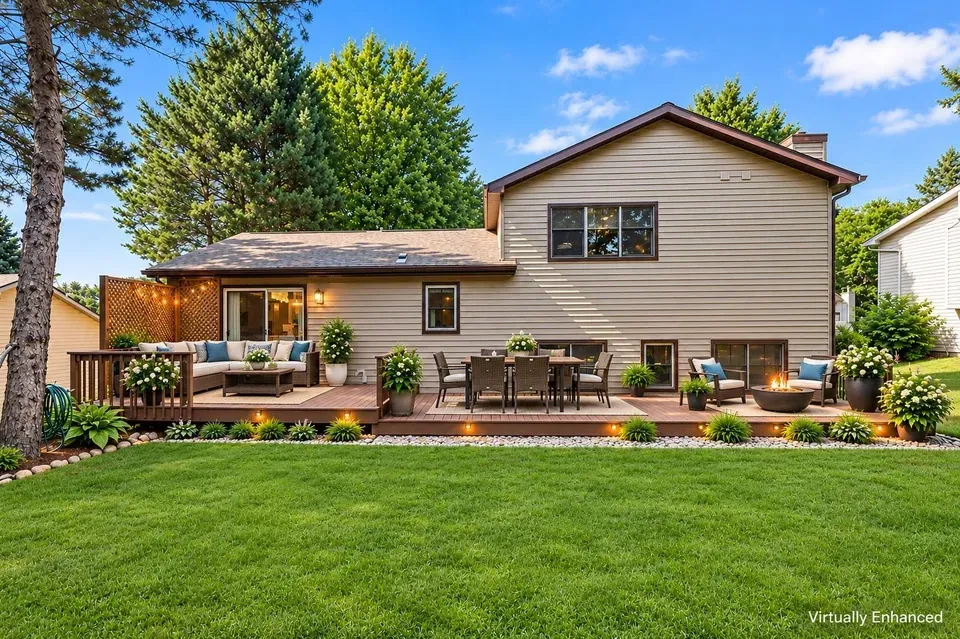 4 Bed 3 Bath Traditional Suburban Family Home in Madison, WI - 1
