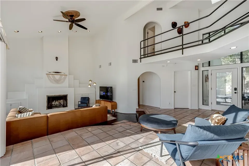 4 Bed 3 Bath Traditional Suburban Family Home in New Braunfels, TX - 4