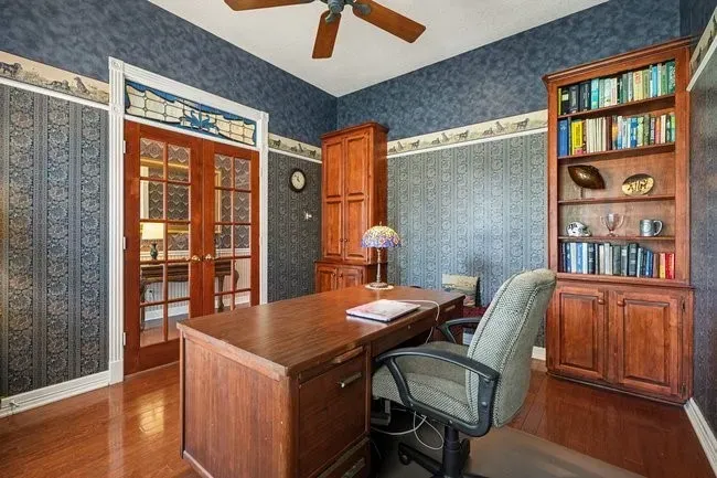 4 Bed 3 Bath Traditional Suburban Family Home in Pearland, TX - 5