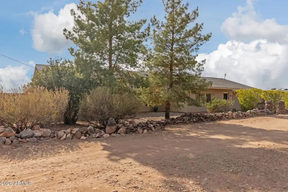 4 Bed 3 Bath Traditional Suburban Family Home in Phoenix, AZ - 4