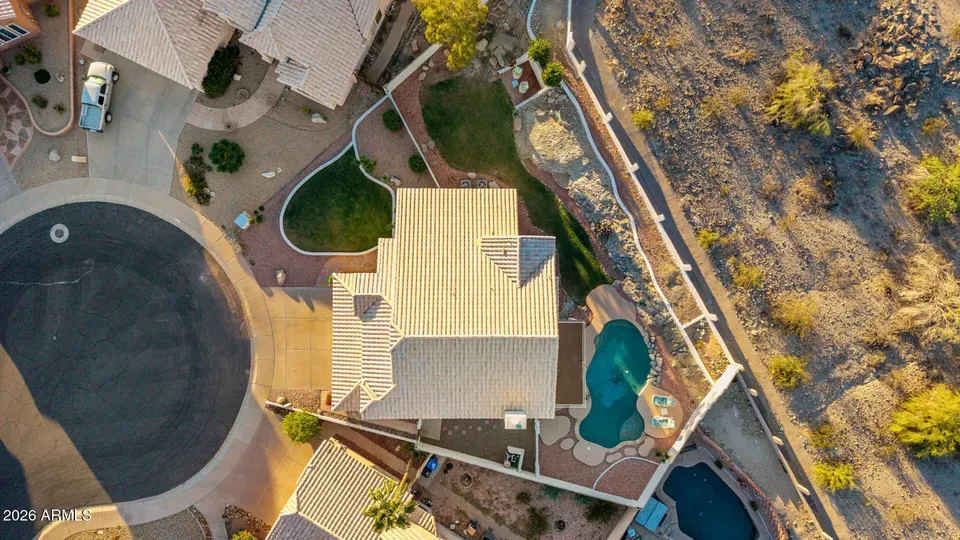 4 Bed 3 Bath Traditional Suburban Family Home in Phoenix, AZ - 4